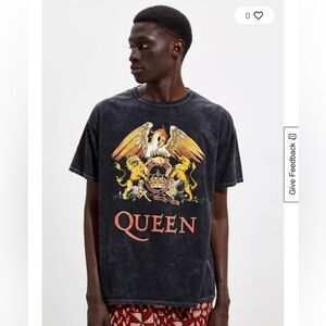 Urban Outfitters Queen Crest Short Sleeve Tee Shirt Grey